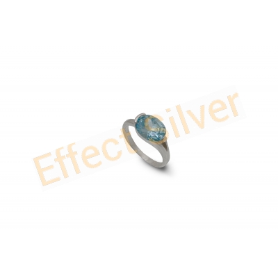 Beautiful ring with aquamarine
